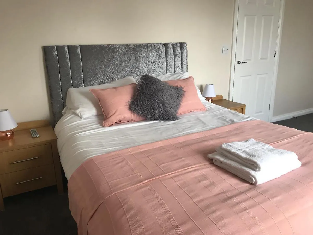 Killead House Hotel Aldergrove Guest house